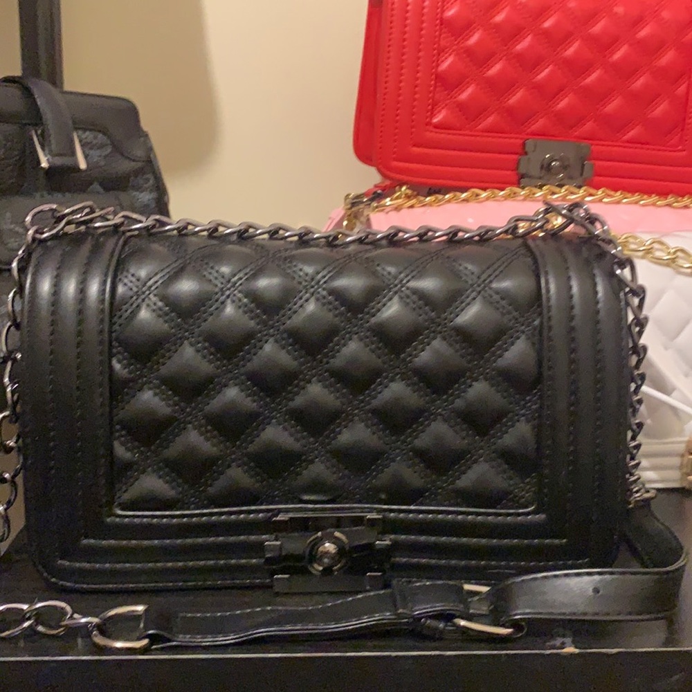 Black quilt style crossbody